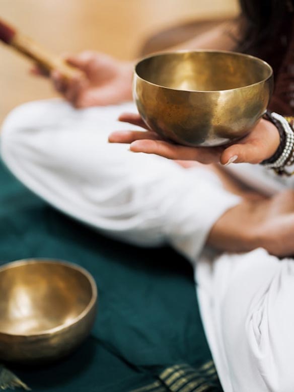 Sonoterapia grupal con cuencos tibetanos
